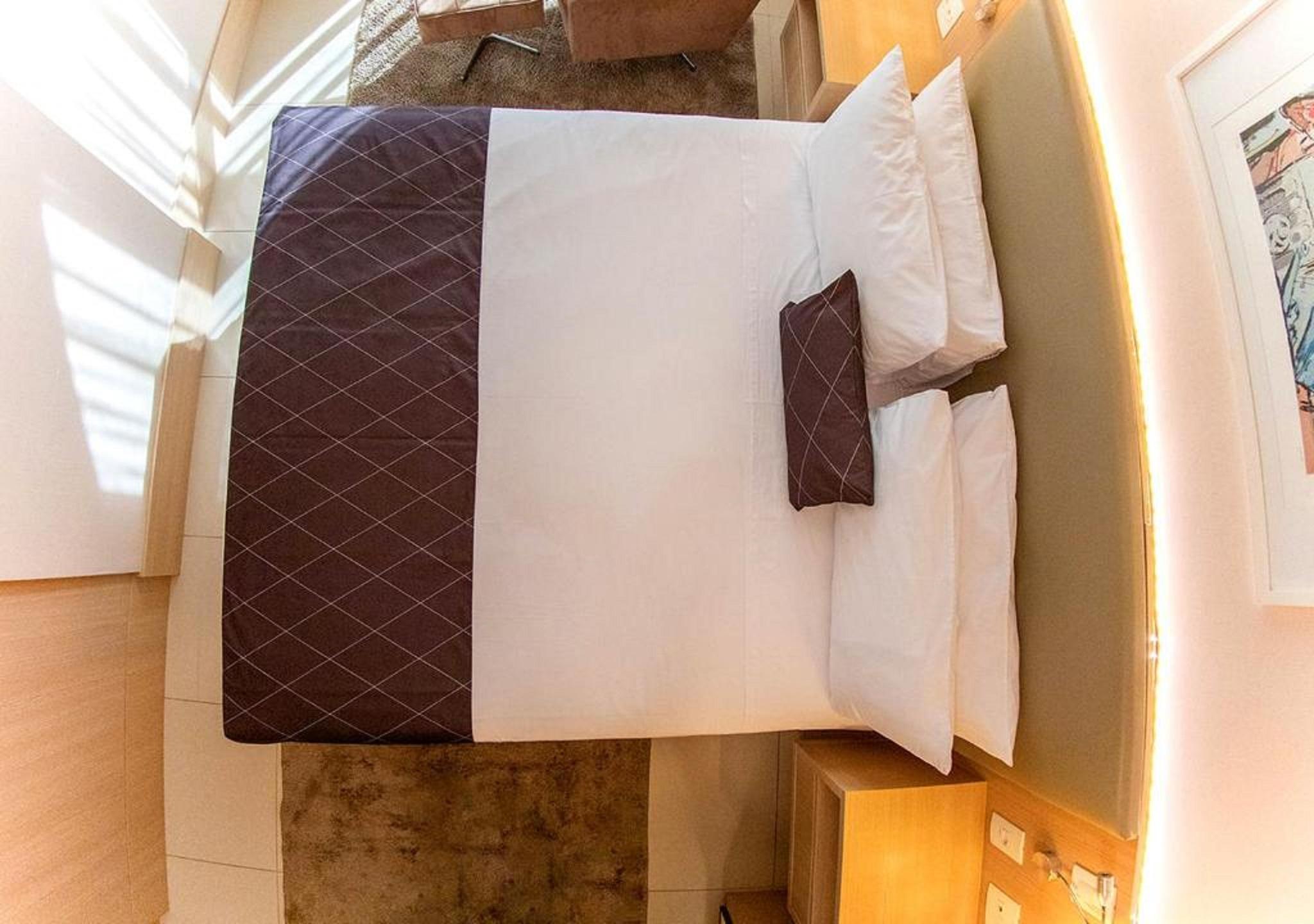 Cullinan Hplus Premium Brazíliaváros Kültér fotó A futon